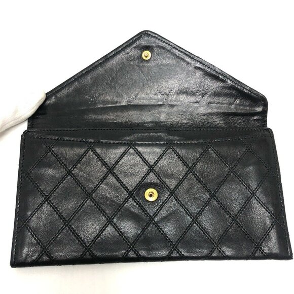CHANEL Black Lambskin Leather Wallet - Picture 9 of 16